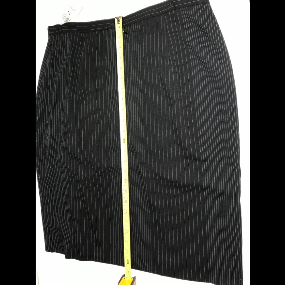 GARFIELD & MARKS  Pinstripe Career Skirt 14 - Picture 7 of 9